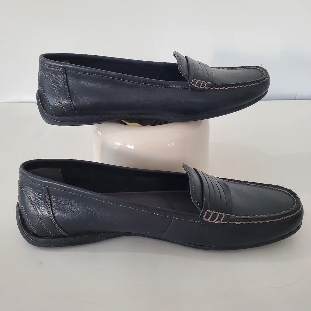 EASTLAND 9M Black Leather Annette Loafer Flat Slip On Comfort Sole Office Preppy - Picture 3 of 11